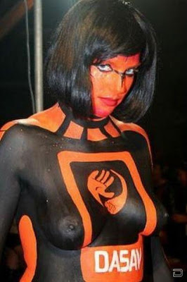 girls bodypaint