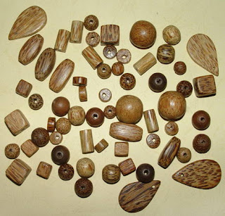 http://www.pandahall.com/wood-beads/197-1.html