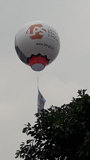 KREASI BALON bergerak di bidang jasa Balon menjual menyewakan dan memproduksi Balon yang efektif untuk media Periklanan Anda,event Permainan,dan Jasa untuk Balon dengan produk-produk yang berkualitas.KREASI BALON juga dapat menambahkan gambar logo,banner,pesan singkat dan warna kustom pada Balon Iklan sesuai kebutuhan Anda.