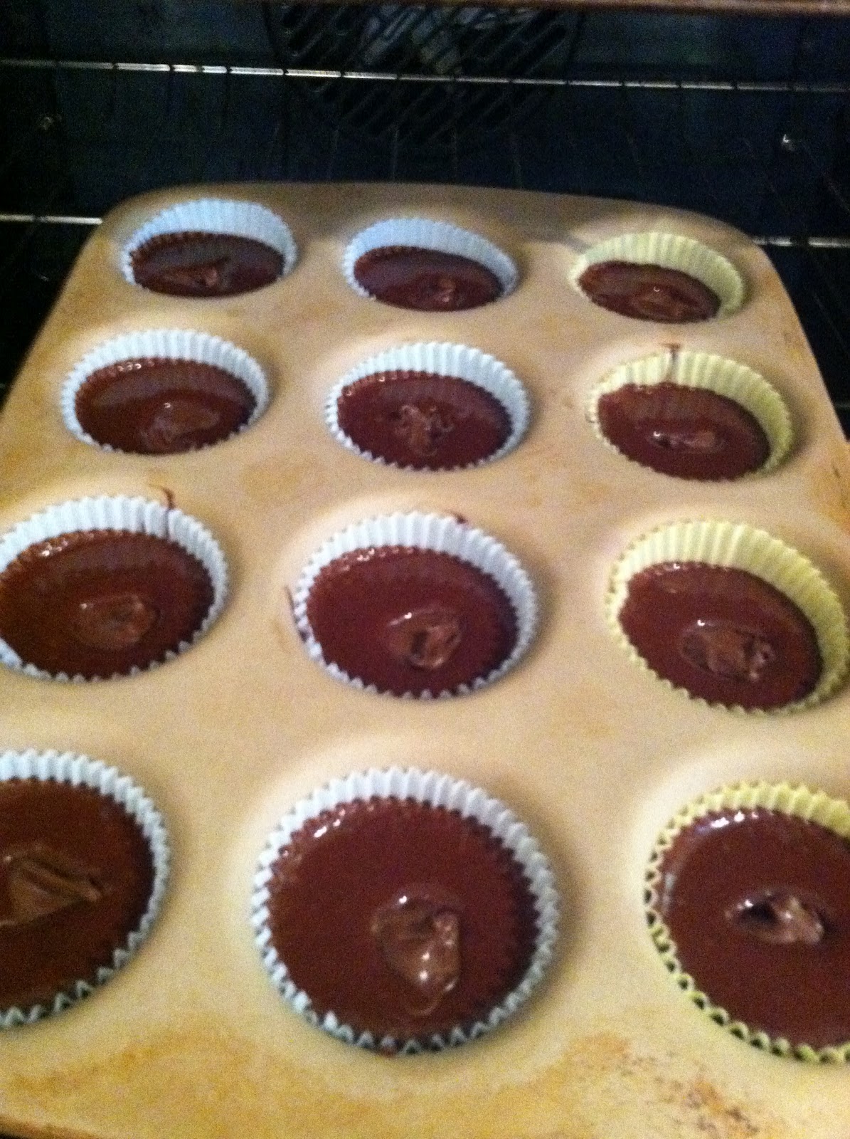 baking cupcakes