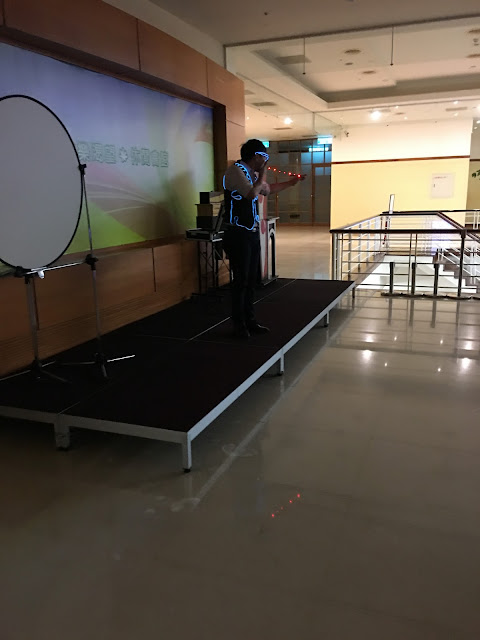 人體消失, 大型魔術, 手表演，小丑表演, 手影秀, 表演活動, 活動企劃, 