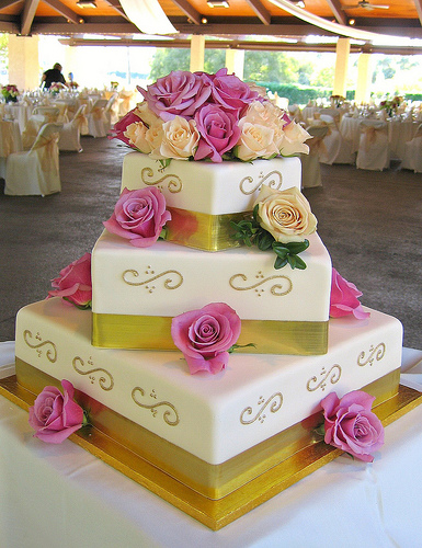 Beautiful wedding cake designs Square wedding cake designs Unique wedding