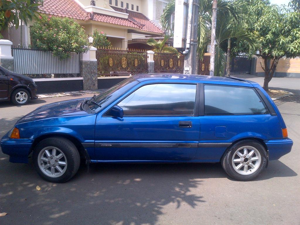  Jual  HONDA  CIVIC  WONDER 2pintu SB3 tahun 85 86 warna 