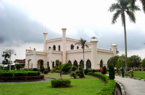 Istana Kesultanan Siak Riau