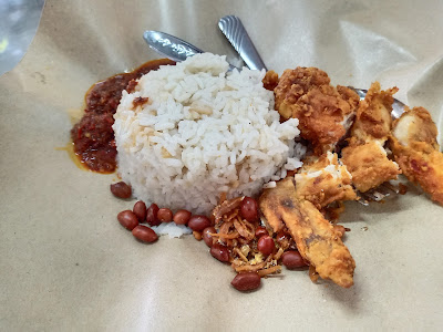 Sarapan Nasi Lemak Ayam Yang Simple