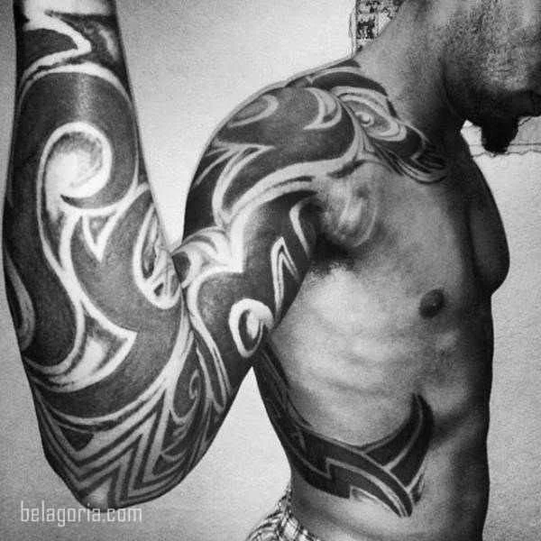 Imagen de un Tatuaje tribal para hombre