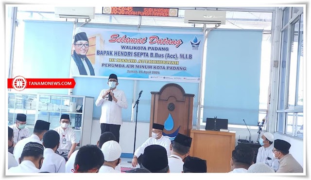 Wirid Pertama Perumda Air Minum Kota Padang dihadiri Walikota Padang