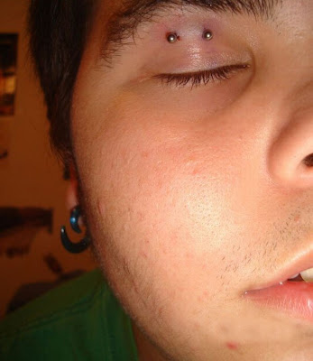 eye piercing 01 Eye Piercing