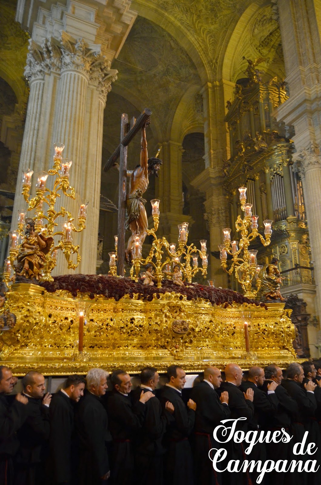 http://toquesdecampanamlg.blogspot.com.es/2014/04/procesion-de-la-hermandad-de-las-penas.html