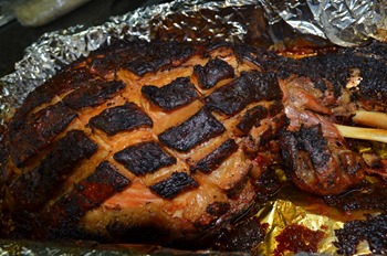 Paso 16 Sacar del horno y servir en una fuente una vez retirada si es de su gusto la piel o chicharrn