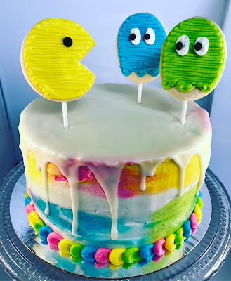 Pacman themed cake