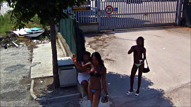 Fascinating Google Street View Picture Seen On www.coolpicturegallery.us