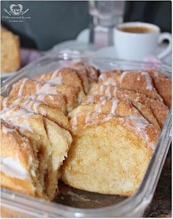 Receita prática e deliciosa de pão doce em folhas com canela