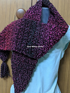 Sweet Nothings Crochet free crochet pattern blog, free crochet pattern for a scarf, photo of the Zebra scarf,