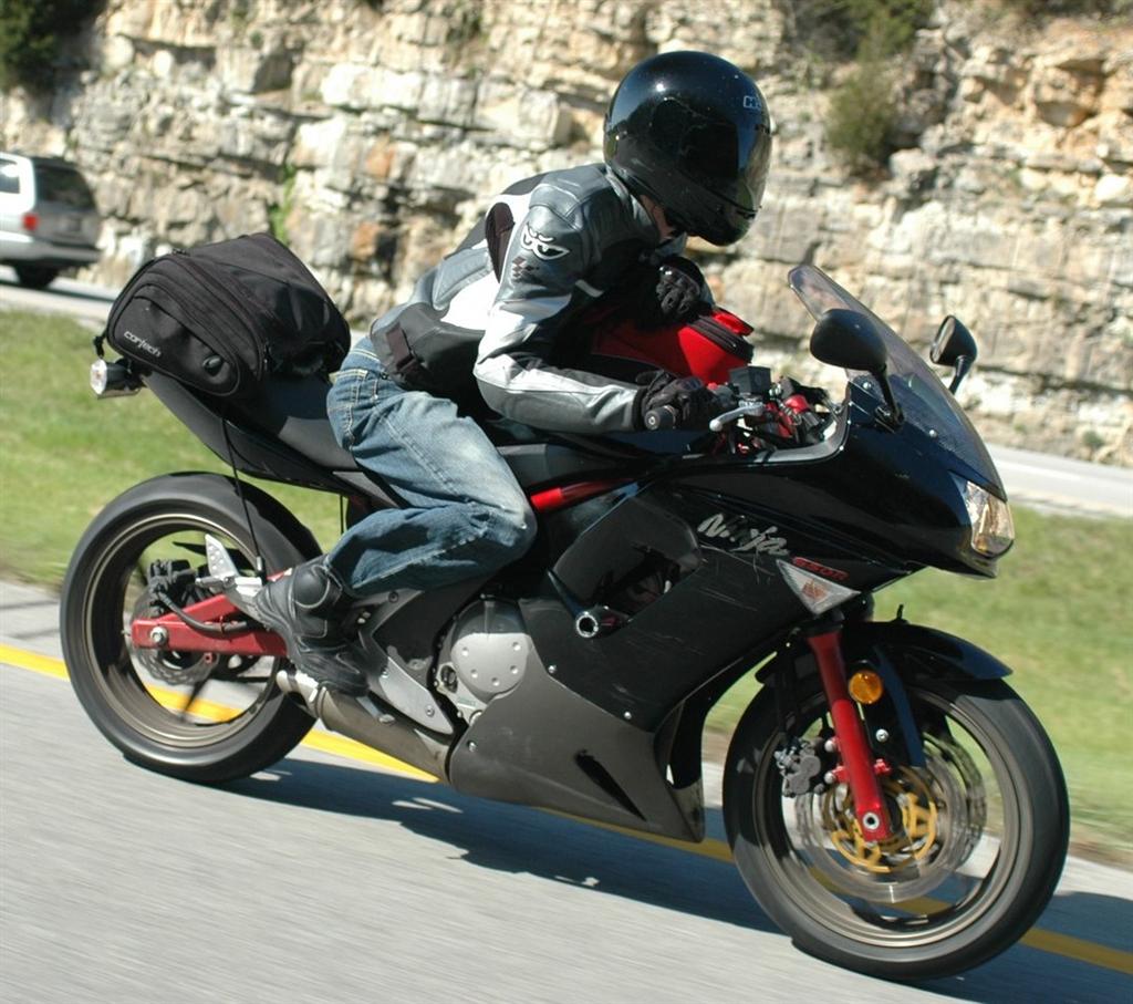 2009 honda cbr 600 black Kawasaki Ninja 650R