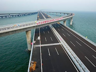 China inaugurou a maior ponte sobre o mar do mundo