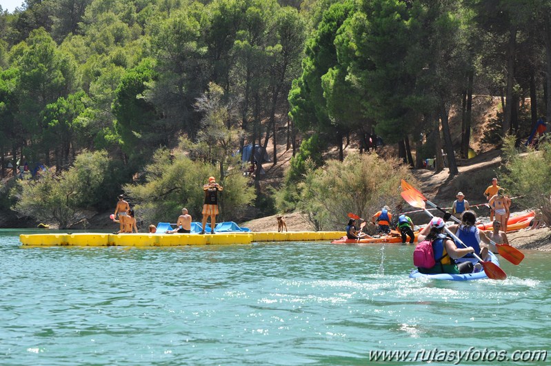 Kayak en el Embalse Conde del Guadalhorce