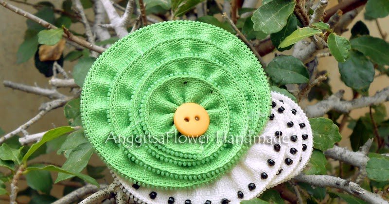 AnggitsaFlower Handmade Zipper Snail Brooch