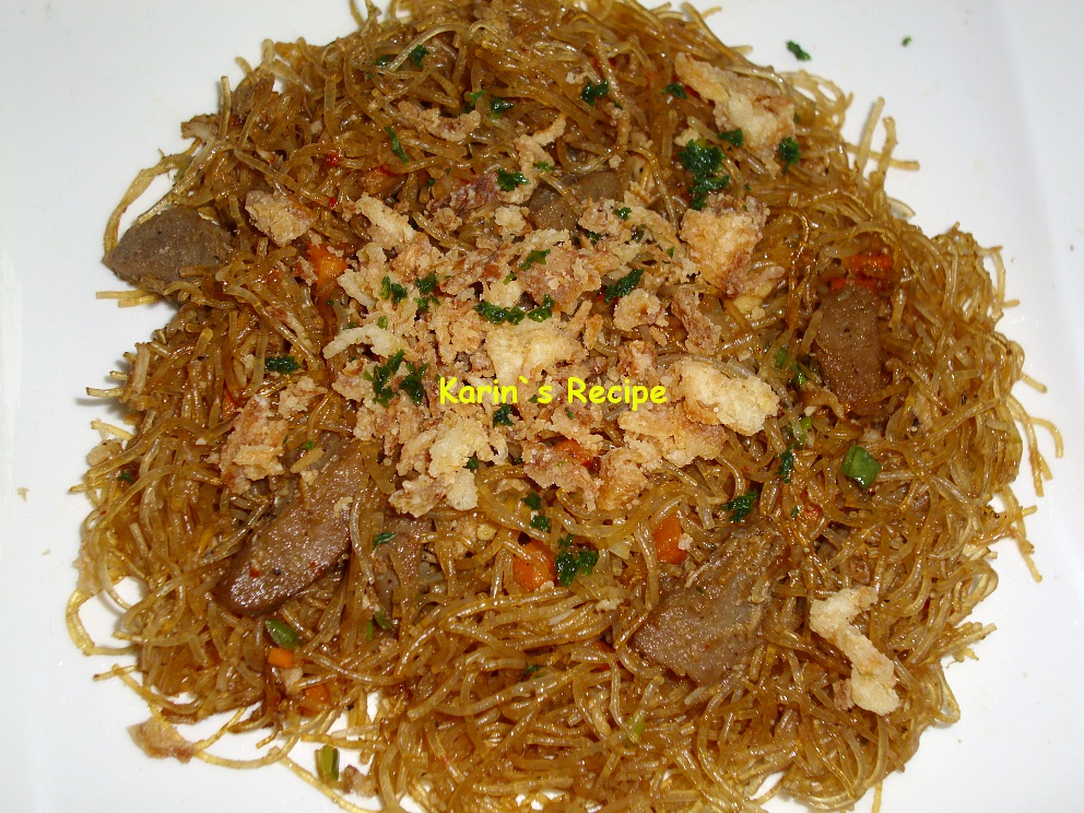 Karin`s Recipe: Bihun Goreng (Fried Rice Noodles)