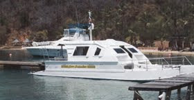 imagen catamaran mochima 