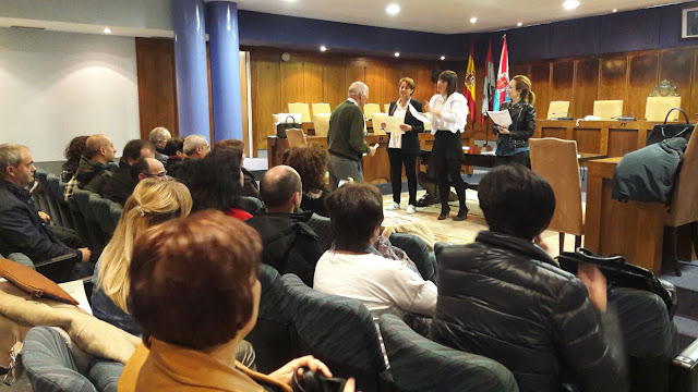 Momento de la entrega de diplomas del curso de huerto casero del Imfe de Ponferrada (León)