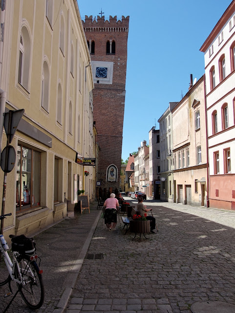 Krzywa wieża w Ząbkowicach