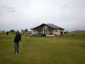 Playing the world's first miniature golf course at St Andrews 