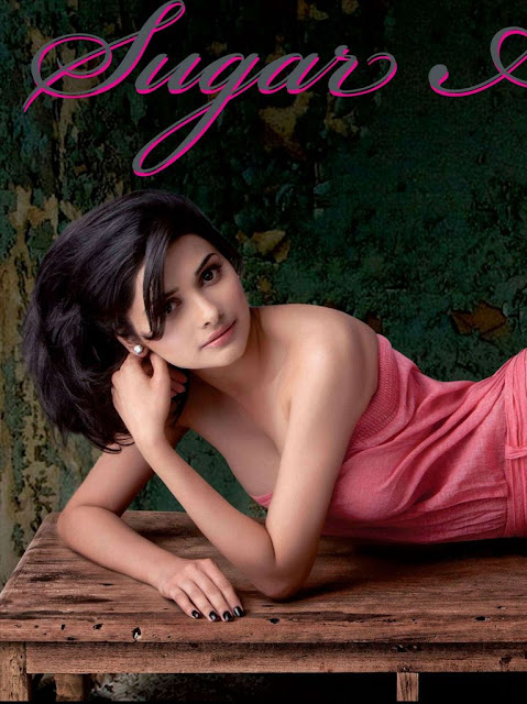 Prachi Desai Hot