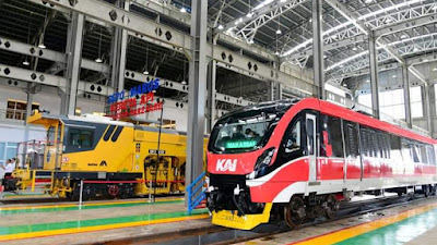 Presiden Jokowi Resmikan Pengoperasian Jalur Kereta Api Lintas Makassar-Parepare