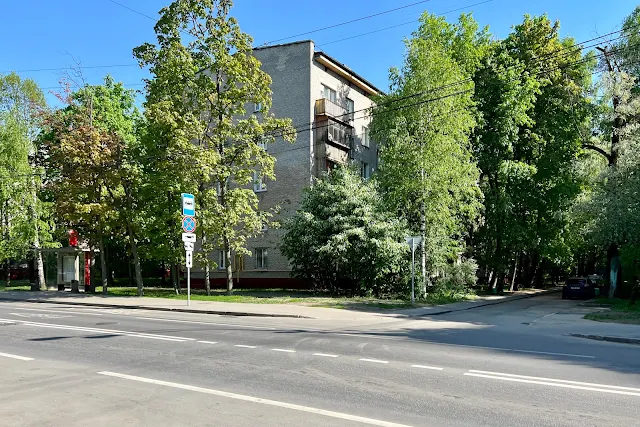 Амурская улица, жилой дом 1964 года постройки