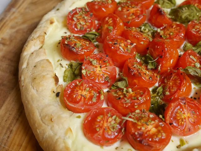 Deftige Tarte mit Tomaten