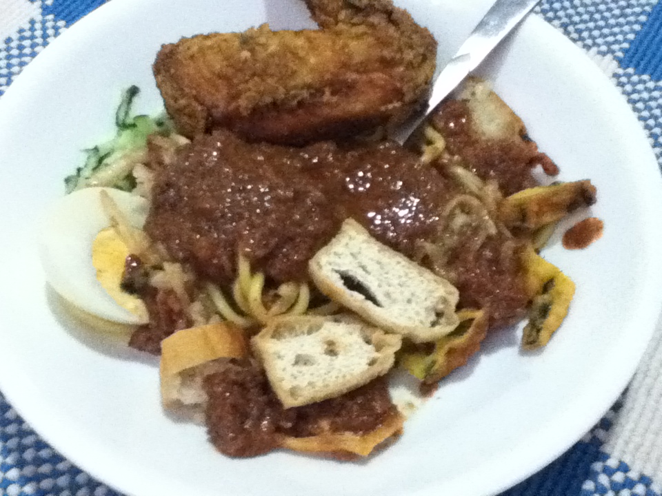 Moments : Sedap sungguh rojak ni