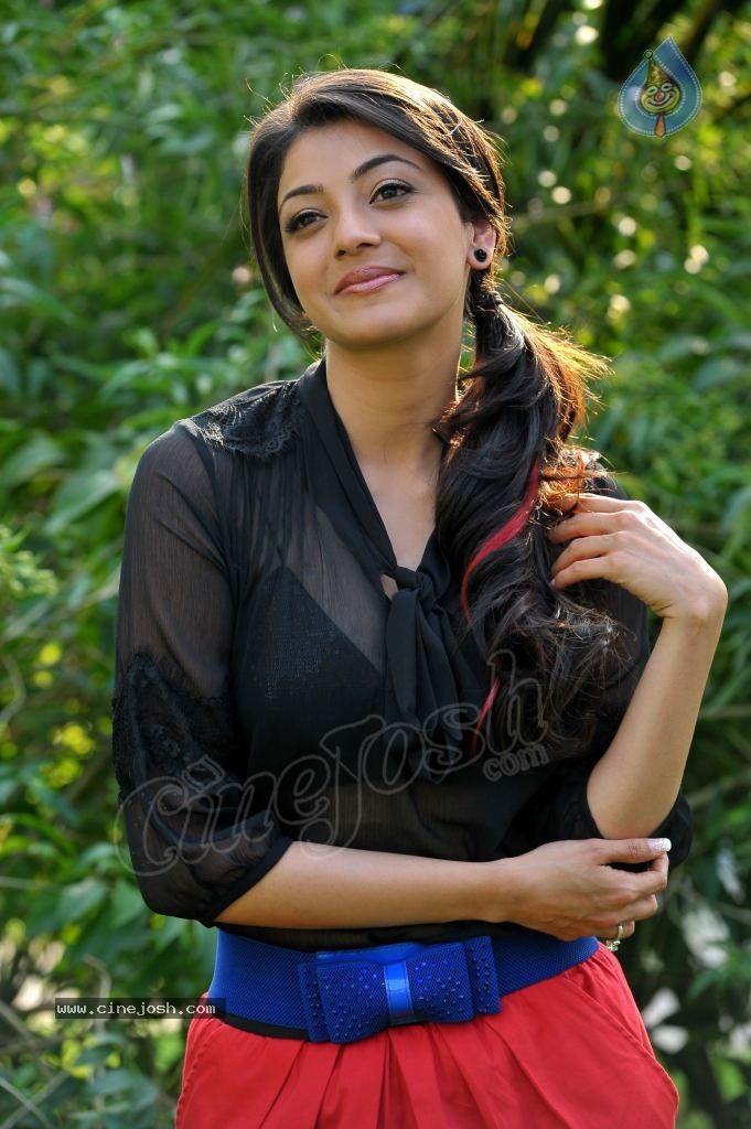 Kajal Agarwal posing with black bra showing - (2) - Kajal Agarwal transparent black top HOT IMAGES