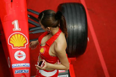 F1 Racing Ferrari Girls