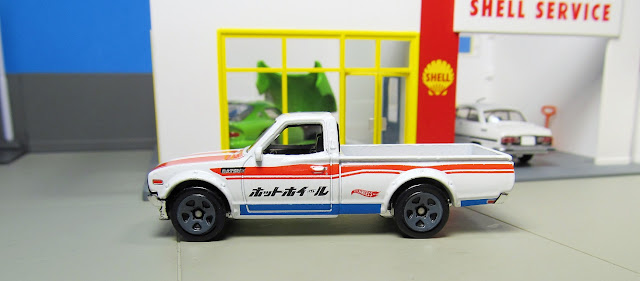 hot wheels walmart datsun 620