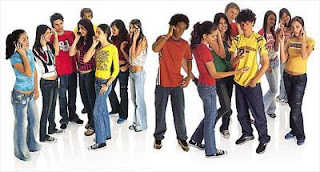 http://online.ucv.es/resolucion/como-prevenir-la-adiccion-a-las-redes-sociales-en-jovenes-y-adolescentes-por-enrique-echeburua/