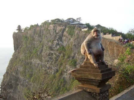 wisata bali pura uluwatu