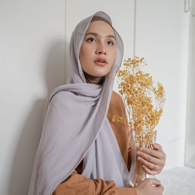 Evva shawl by Apple - Butik Busana Muslim Terbesar dan Terlengkap