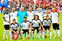 SELECCIÓN DE AUSTRIA - Temporada 2015-16 - Alaba, Ilsanker, Almer, Prodl, Hinteregger, Sabitzer, Arnautovic; Fuchs, Harnik, Baumgartlinger y Klein - PORTUGAL 0 AUSTRIA 0 - 18/06/2016 - Eurocopa de Francia 2016, grupo F - París, Francia, estadio del Parque de los Príncipes