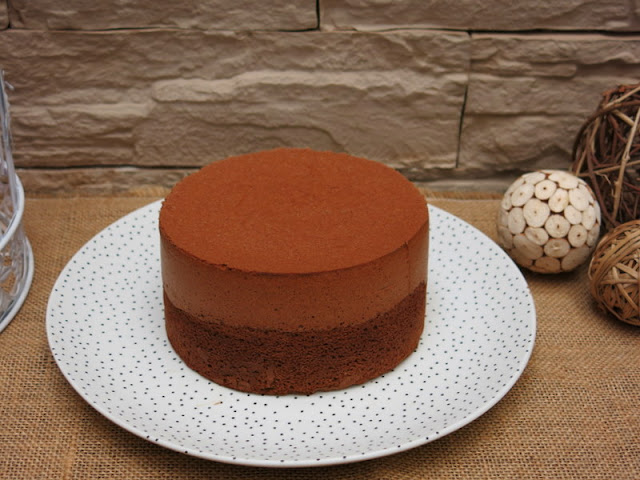 TARTA DE CHOCOLATE CON SÓLO TRES INGREDIENTES