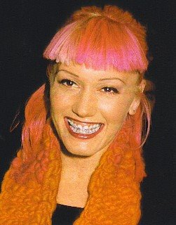 gwen stefani with pink hair