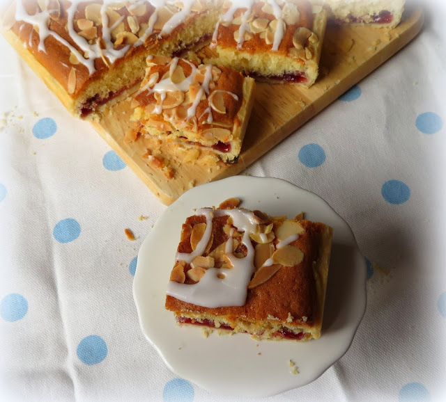 Bakewell Slices