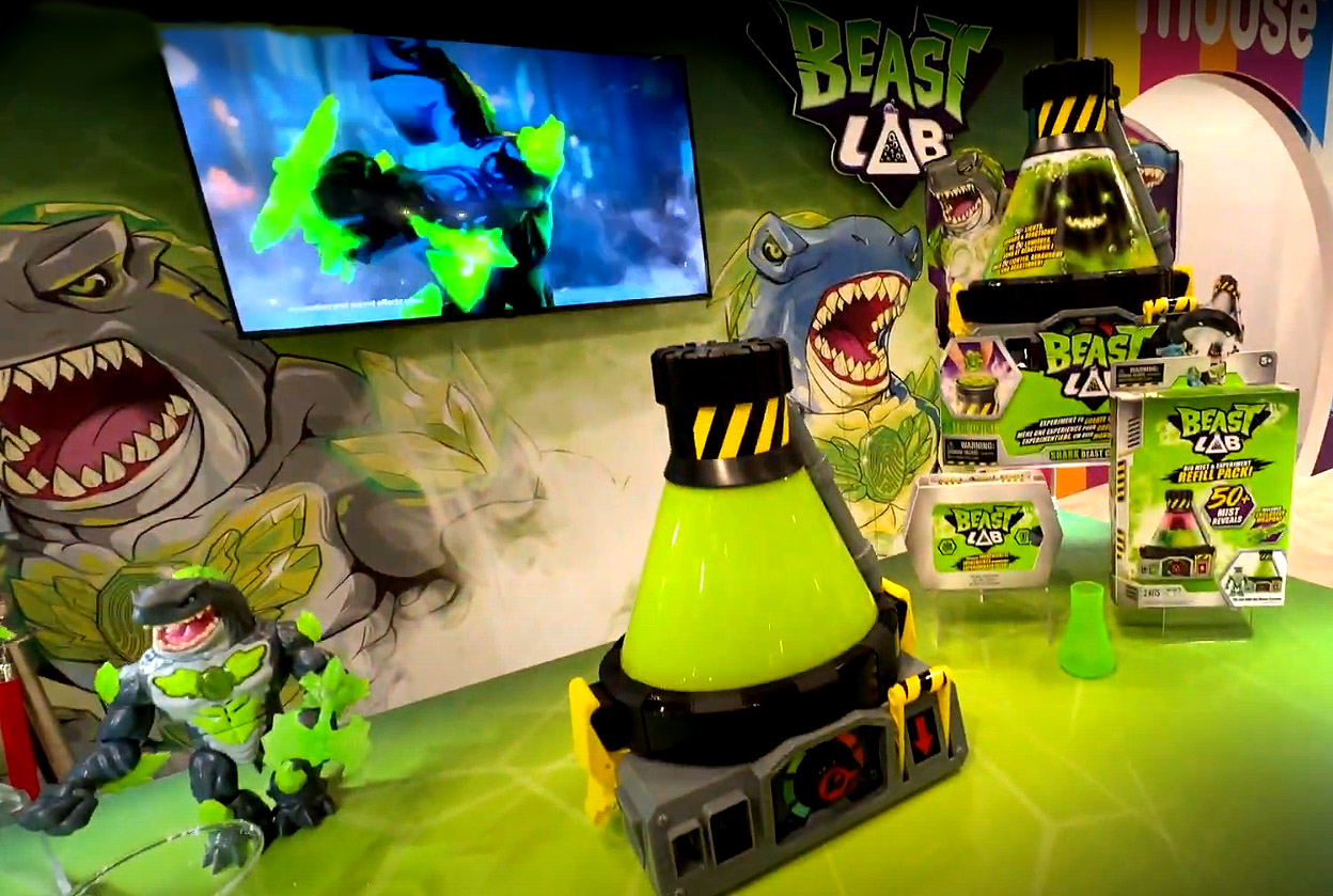 Idle Hands: Toy Fair 2023: Moose Toys on Beast Lab, Trolls, Bluey
