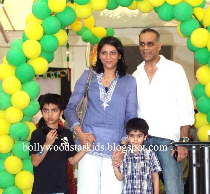 Bollywood Star Kids: Priya Dutt With Her Children Siddharth and Sumair ...