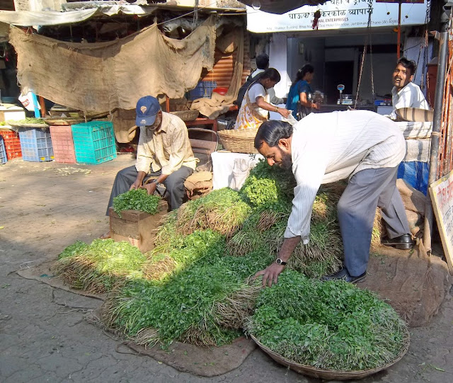 vegetable vendors in market