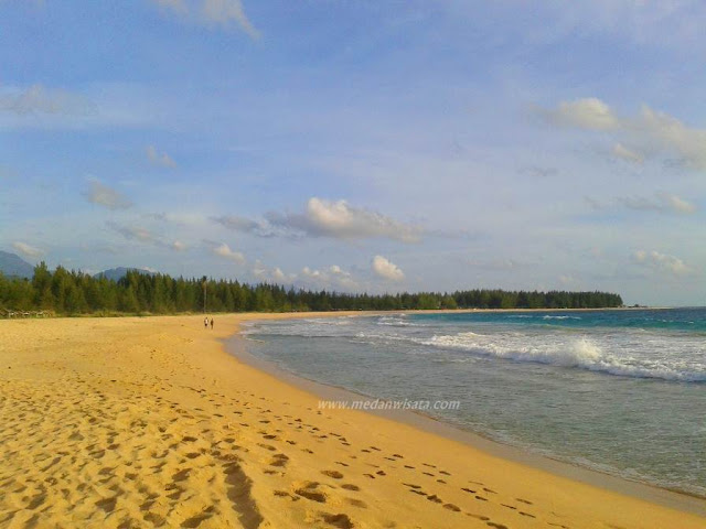 Pantai Lampuuk Aceh