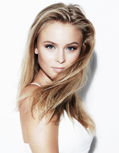 IN THE MIX WITH HK™: WHO IS ZARA LARSSON?