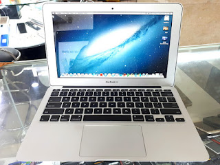 Laptop MacBook Air 11-inch Mid 2011 A1370 Core i5 1.6GHz RAM 2GB SSD 64GB Seken Normal