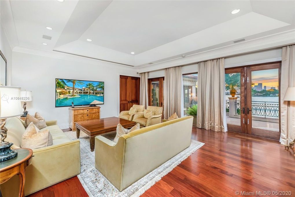 JENNIFER LOPEZ AND ALEX RODRIGUEZ NEW STAR ISLAND MANSION