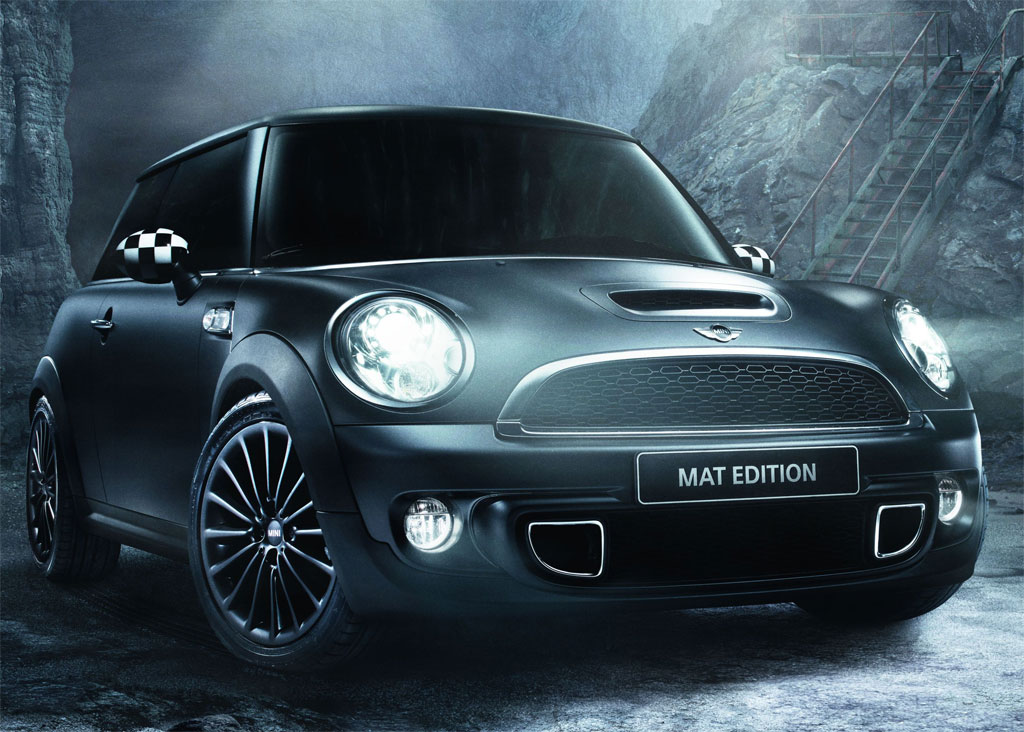 MINI launched on the French market the MINI Cooper Matt Edition which will